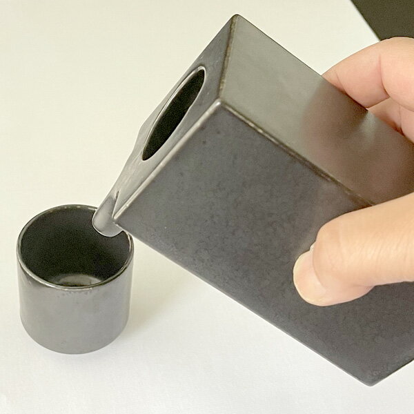 漆黒 角 冷酒器 お猪口2個付き (8分目容量...の紹介画像3