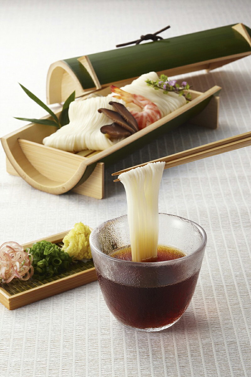 揖保乃糸　めんつゆ　ストレート/削り本節　300ml×12本送料無料　そうめん　素麺　ひやむぎ　天つゆ　つゆ　めんつゆ　ストレート　本節　いぼのいと　ギフト　自宅用　まとめ買い　御中元　御歳暮　父の日　母の日　敬老の日 tabuchi-ss-10000030 揖保乃糸 田渕製粉製麺株式会社 サンプル画像2