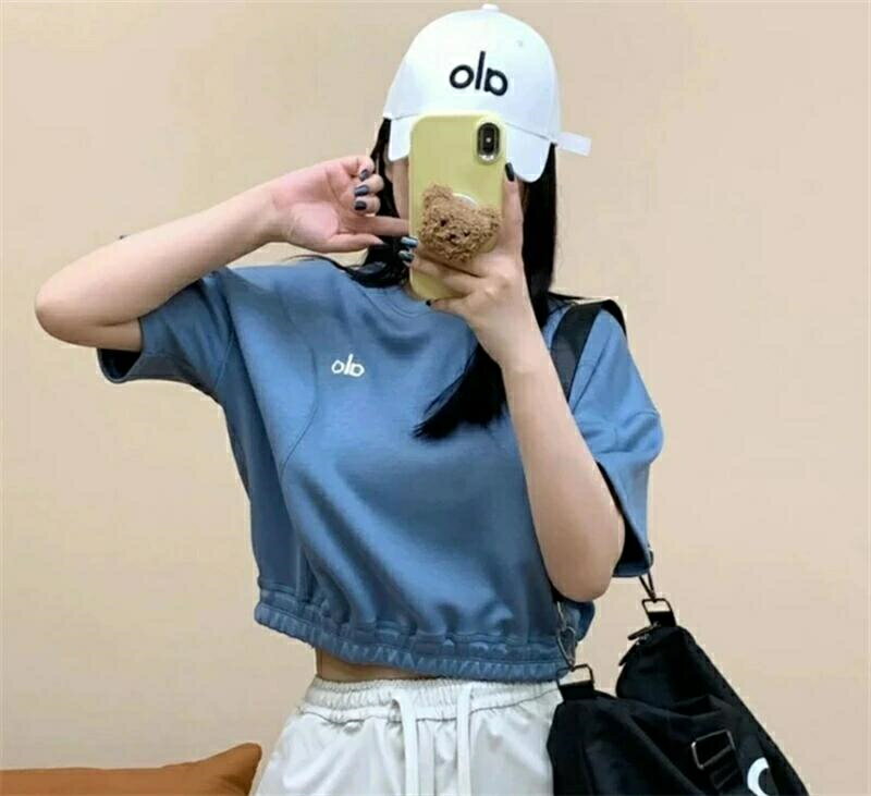 Rakuten - ★ ALO Yoga ★半袖 tシャツ レディース Tシャツ レディース カットソー 大人 透け防止機能 半袖 コットン 綿 無地 ボーダー スーツ インナー 白 Uネック シームレス シンプル オフィス リクルート ユニフォーム 制服