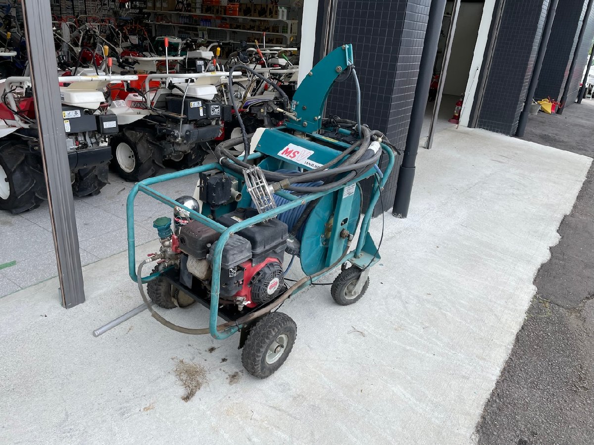 丸山製作所 自走セット動噴 MSV413R2-M-2 機体寸法:1145×700×1235 出力6.3PS 燃料:ガソリン