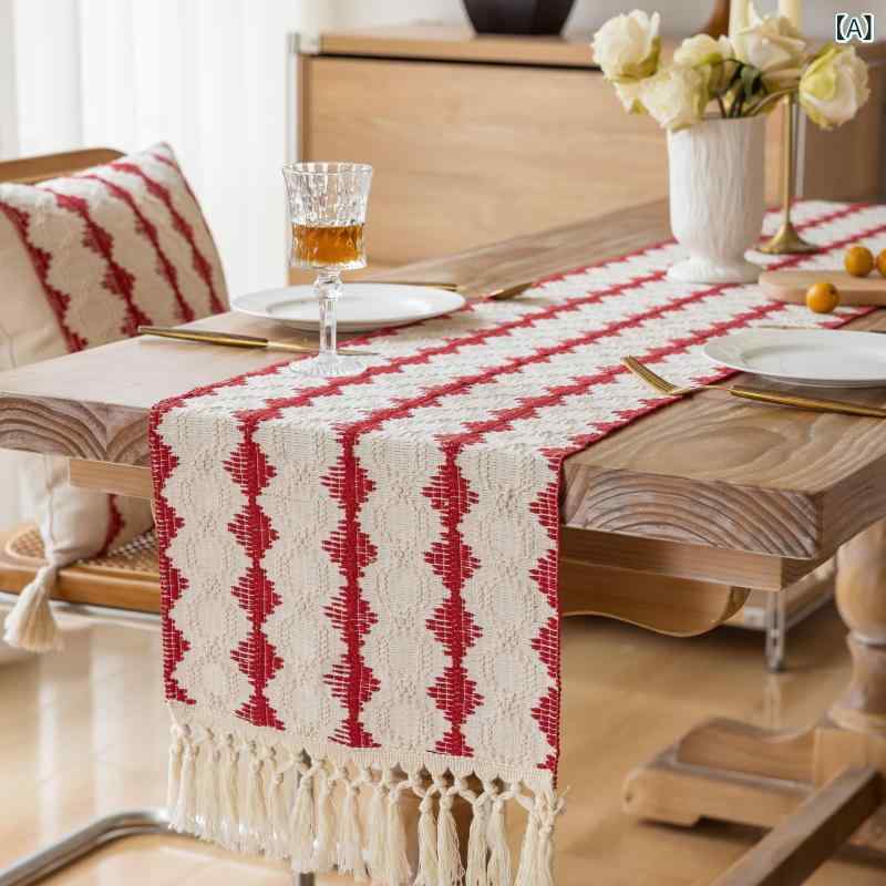 テーブルランナー 刺繍 シンプル ナチュラル インテリア 生活用品 雑貨 普段使い ベーシック スタンダード インテリア雑貨 ファブリック リビング ダイニング キッチン用品 模様替え 卓上装飾 布 布