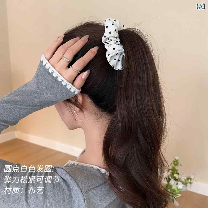 女性 アクセサリー ヘアバンド 白 かわいい おしゃれ 綺麗 美しい 髪留め 白水 玉 生地 シンプル ロープ