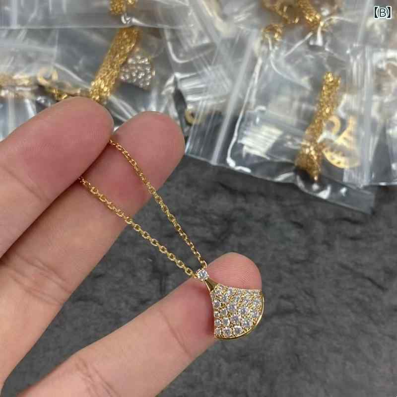 ネックレス レディース ジュエリー 扇形 満点ジルコニア 鎖骨チェーン 金メッキ加...
