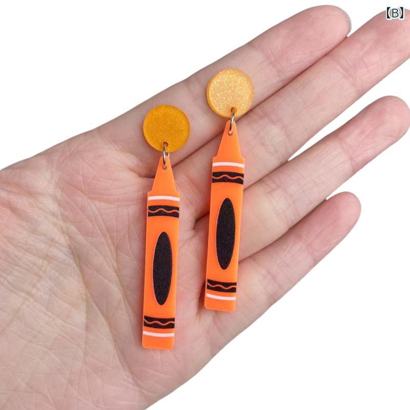 ピアス レディース アクリル製 カラフル 色鉛筆 モチーフ 筆記用具 鉛筆型 個性的 ファッションアクセサリー レトロデザイン おしゃれ かわいい デイリー使い カジュアル スタイル ポップ 耳飾り 耳元 アクセント 存在感 軽量 揺れる デザイン 大人の商品画像 2