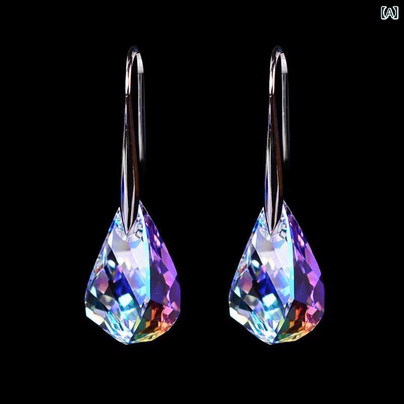 ピアス レディース アクセサリー クリスタル ビジュー 揺れる 耳飾り ジュエリー キラキラ 輝く 華やか かわいい おしゃれ 上品 きれいめ シンプル ナチュラル デイリー 通勤用 カジュアル オフィス パーティー お呼ばれ 大人かわいい 人気 デザイン