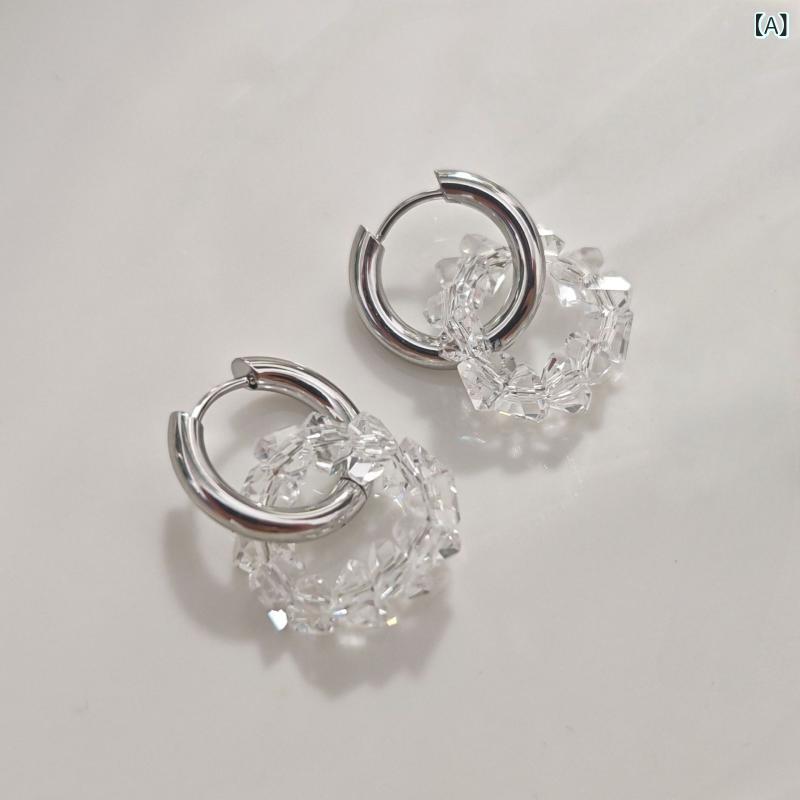 ピアス レディース 両耳用 ステンレス 二重リング フープピアス 幾何学模様 三角形 水晶 ジルコニア 揺れる イヤリング アクセサリー 華奢 大人かわいい シンプル おしゃれ 高見え デイリー使い オフィス カジュアル 欧米スタイル シルバー ゴールド