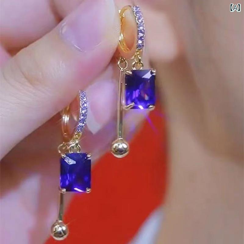 ピアス レディース アクセサリー ジュエリー 紫色 スクエア型 ジルコニア クリスタル エレガント 高級感 上品 小顔効果 ビジュー 華奢 小ぶり キラキラ 高見え 揺れない スタッド 耳元 輝き 普段使い デート パーティー 結婚式 お呼ばれ 記念日