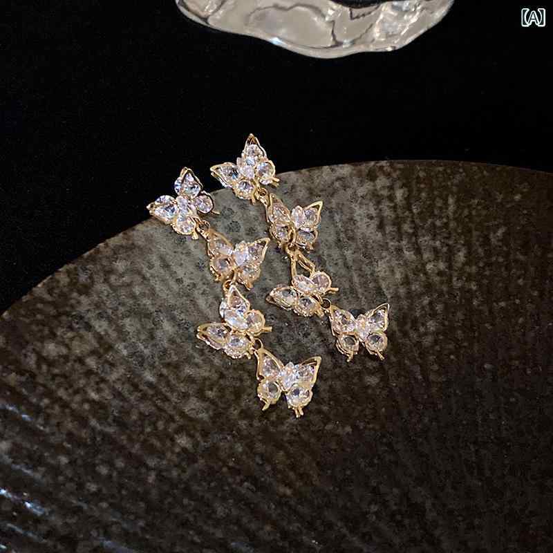 ピアス レディース シルバー925 ジルコニア 蝶々 モチーフ 揺れる ロング タッセル 耳飾り アクセサリー 小ぶり スタッド 上品 高級感 おしゃれ かわいい きれいめ オフィス デイリー カジュアル パーティー 結婚式 お呼ばれ 普段使い 記念日