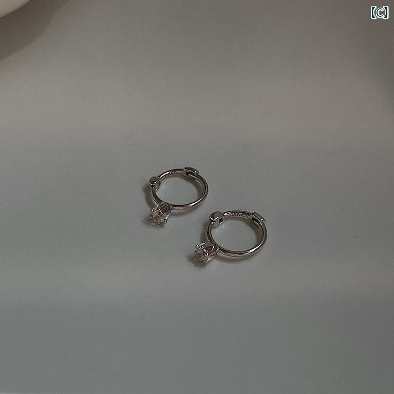 暮らしのお手伝いのピアス レディース アクセサリー フープピアス 両耳用 ゴールド シルバー 小ぶり シンプル 十字架 モチーフ スタッドピアス クール レトロ アンティーク調 おしゃれ かわいい 韓国風 インスタ映え 通勤 通学 デイリー使い 上品 高級感 繊細 ミニマ｜アングル3