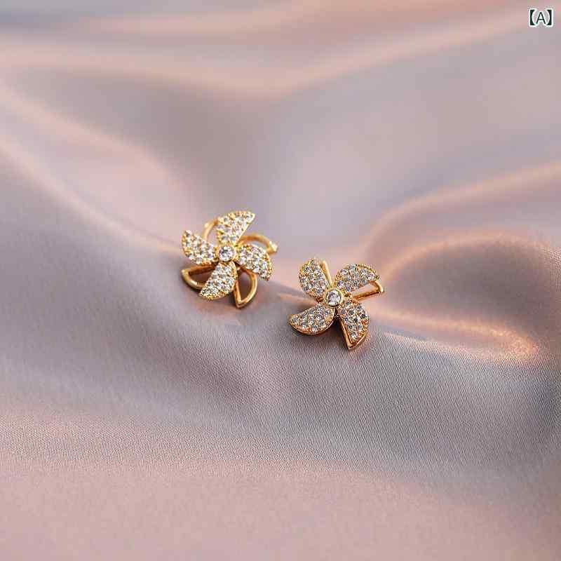 ピアス レディース 耳飾り 小ぶり 花モチーフ ハート型 ジルコニア 真鍮 シンプル アクセサリー 上品 高見え ジュエリー カジュアル フォーマル お呼ばれ パーティー デイリー使い おしゃれ プレゼント 大人かわいい フェミニン エレガント きれいめ