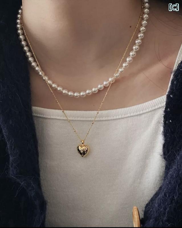暮らしのお手伝いのネックレス レディース チョーカー ペンダント 真珠 パール ゴールド 重ね付け アクセサリー ジュエリー 鎖骨 チェーン レトロ ヴィンテージ感 高級感 エレガント パーティー 結婚式 デート カジュアル シンプル トレンド おしゃれ フォーマル ギフ｜アングル2