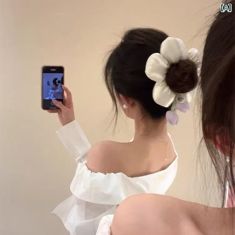 ヘアアクセサリー レディース ヘアゴム 髪飾り 髪留め 郁金香 チューリップ 花柄 立体的 フラワーモチーフ 髪ゴム シュシュ 髪飾り 髪留め 大人 かわいい おしゃれ ヘアアレンジ まとめ髪 シンプル 上品 きれいめ フェミニン カジュアル スイート