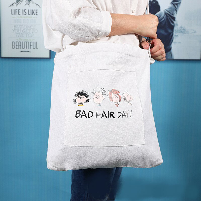 レディース ショルダーバッグ トートバッグ 2WAY A4 キャンバスバッグ 大容量 ホワイト 斜め掛け 通学 ショッピング スヌーピー ピーナッツ SNOOPY 送料無料