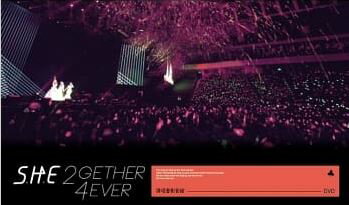 S.H.E(エスエイチイー)「2gether4ever」3DVD演唱會影音館（平装發行版）32頁フォトブック付