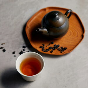 鉄観音茶15g(台湾・南投縣産)-焙煎を重ねた深い芳醇な香りとコク-【THREETEA】