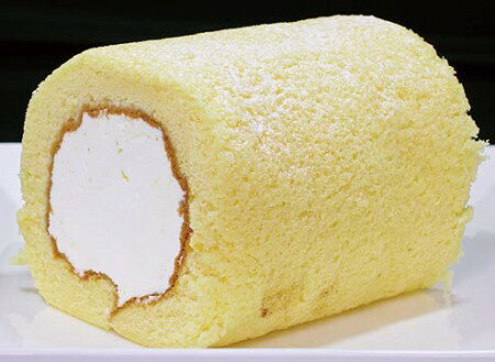 【冷凍】【★日岡】ロールケーキ(生クリーム) 1本(ハーフ)※「冷凍品のみ」10800円以上のご注文で、「冷凍便」の送料が無料となります