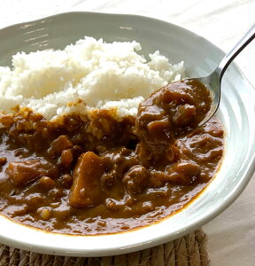 【但馬のどてカレー 200g】中辛 すじ肉カレー カレー レトルトカレー レトルト レトルト食品 ご当地カレー ご当地 兵庫お土産 兵庫県 但馬牛 おうちごはん 簡単ご飯 道の駅