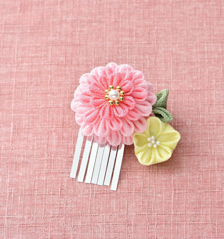 京ちりめんつまみ細工ブローチ　可憐（ピンク）[LH-458]　【パナミ手芸メーカー直販　タカギ繊維】