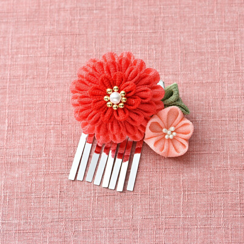 京ちりめんつまみ細工ブローチ　可憐（赤）[LH-460]　【パナミ手芸メーカー直販　タカギ繊維】