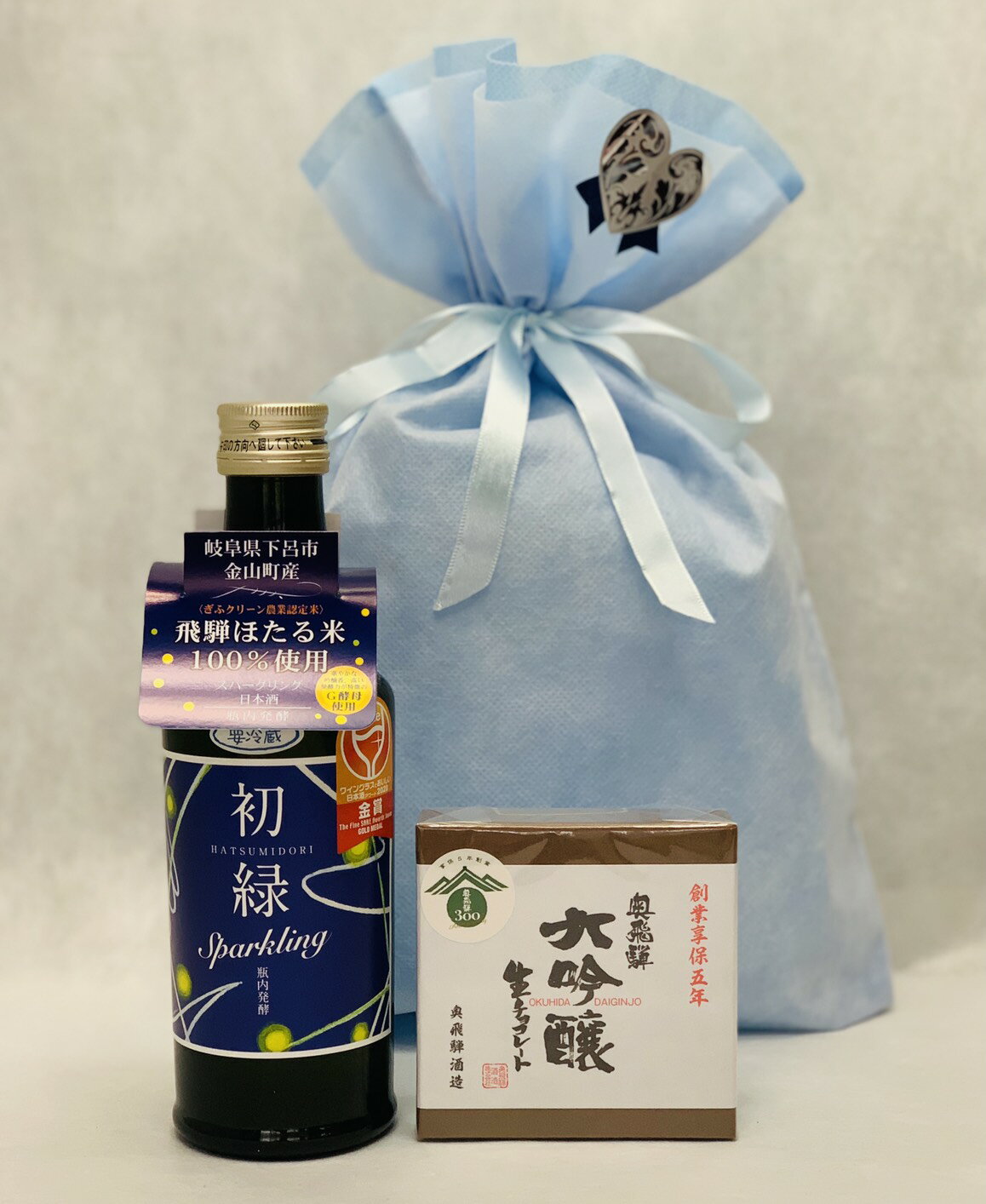 【 ホワイトデー 】 スパークリング ＆ 生チョコ送料込み 炭酸 日本酒 チョコレート チョコ プレゼント 初緑 お酒 セット 大吟醸入り 生チョコ