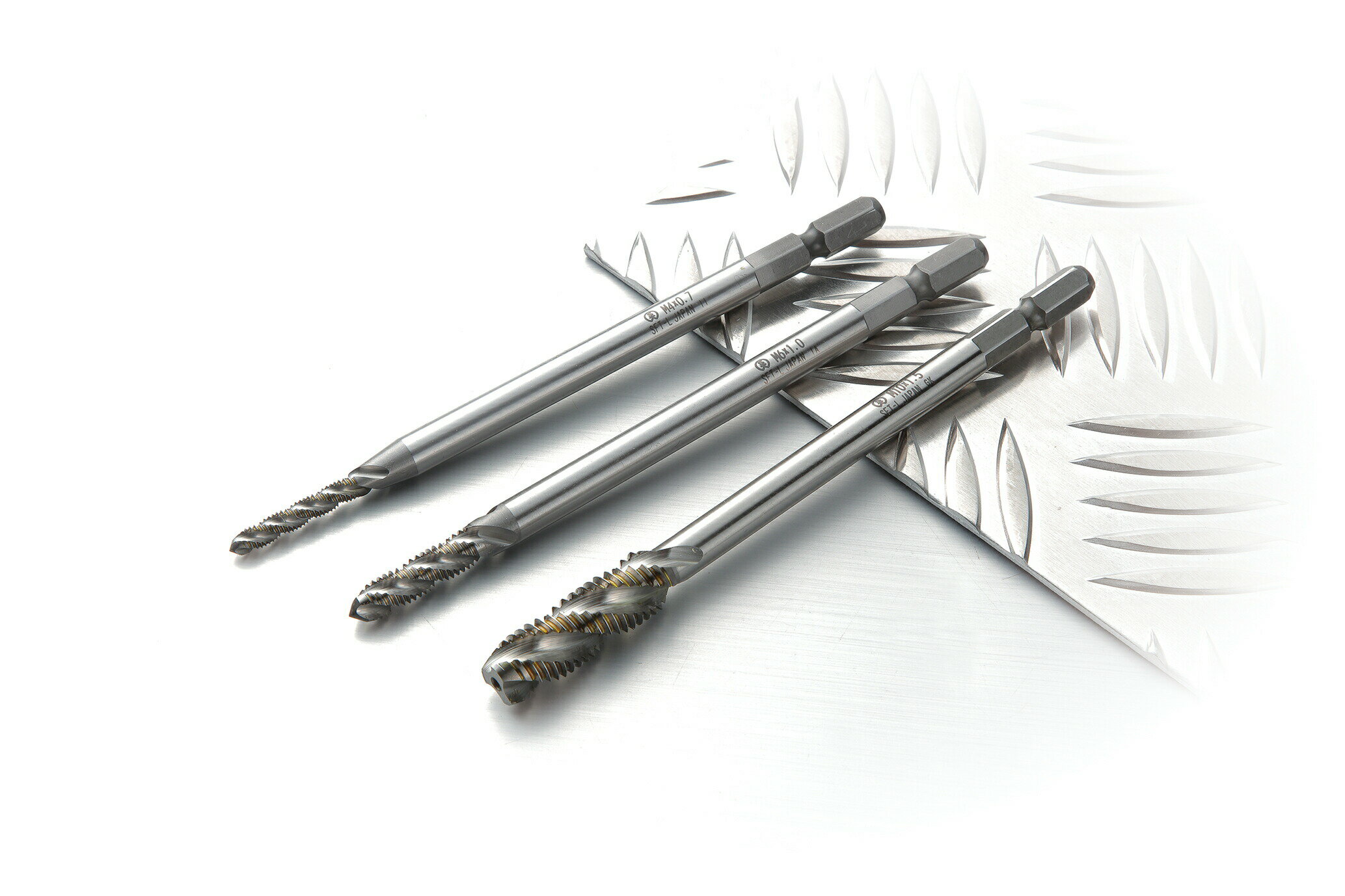 大西工業 6角軸スパイラルタップロング(NO.28-L) サイズ M8×1.25mm 全長120mm 有効長21mm 028L-M8×1.25