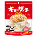 【内容量】 50g 【賞味期限】 メーカー製造日より9ケ月(未開封)です。実際にお届けする商品は、賞味期間は短くなりますのでご了承下さい。 【保存方法】 直射日光、高温多湿をおさけ下さい。 【原材料】 水飴（国内製造）、砂糖、ゼラチン、植物油脂／ソルビトール、酸味料、香料、マンニトール、ゲル化剤（ペクチン）、光沢剤、（一部に小麦・ゼラチンを含む） 【商品説明】 ギョーザの見た目を再現した、インパクト大のグミです。 マイルドなピーチ味でムニムニ食感がたまらないグミです。 ※予告なくパッケージデザインが変更になる場合がございます。予めご了承ください。 ギョーザの子 意外とピーチ味 餃子の子 ギョウザの子 ギョーザのこ ギョウザグミ 餃子グミ カバヤ食品 かばや kabaya 桃グミ ピーチグミ ミニチュアグミ もも 桃 グミ コンビニ 話題 SNS 映え 可愛い お菓子 おかし おやつ 子ども会 子供会 学童 差し入れ 会社 企業 法人 企画 イベント 祭り ばらまき 販促品 粗品 ノベルティ アミューズメント ゲームセンター クレーンゲーム 景品 賞品 卸売り 問屋 買い置き 買いだめ まとめ買い まとめ売り 箱買い 箱 卸売 問屋