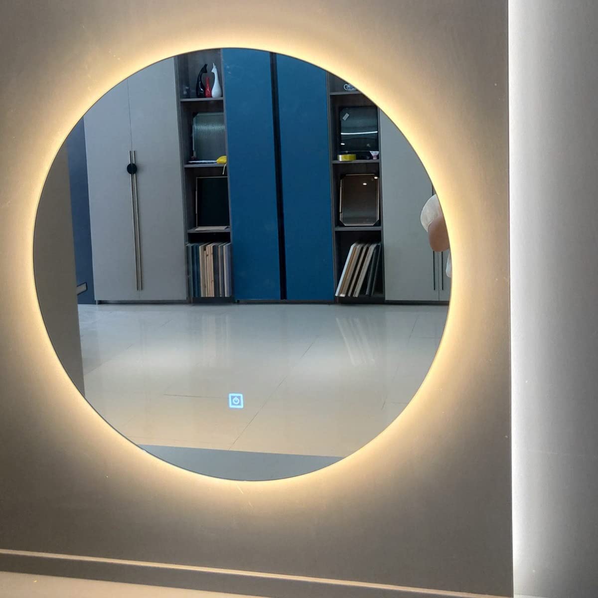 樂天商城 - LEDライト付きバスルームミラー、大きな丸いフレームレス化粧鏡、LED照明付き壁掛け化粧鏡
