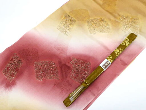 【中古】リサイクル着物 和装小物 帯締め 帯揚げ セット 帯締 帯揚 縫い取り 高麗組 金糸 kyo7w07-833【リサイクル】宝の山 【中古】リサイクル着物 和装小物 帯締め 帯揚げ セット 帯締 帯揚 縫い取り 高麗組 金糸 kyo7w07-833【リサイクル】宝の山