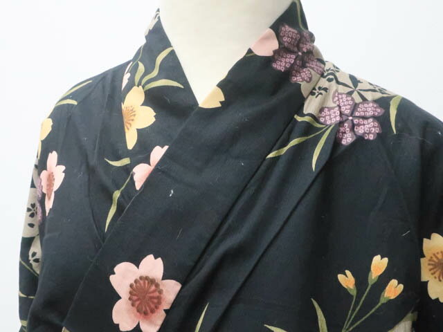【中古】【着物】 浴衣 花柄 身丈約162cm 裄丈約68.5cm kyo7z04-143【リサイクル】宝の山