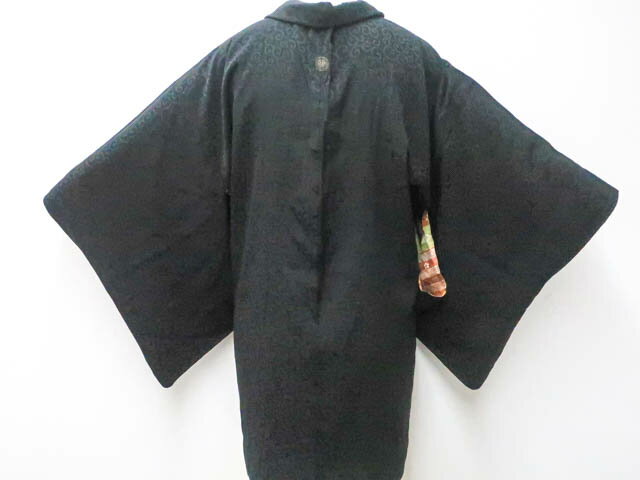 【中古】リサイクル着物 黒羽織　縫い紋　羽織紐付き　身丈約79cm　裄丈約61cm　kyo7z04-197【リサイクル】宝の山(4)
