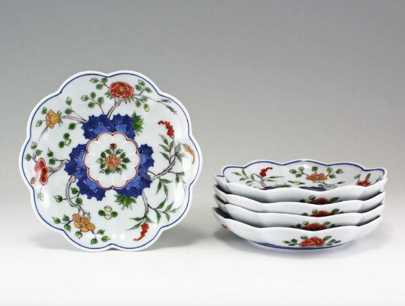 楽天市場】源右衛門窯 古伊万里風菊見込 皿(キッチン用品・食器 楽天市場】源右衛門窯 古伊万里風菊見込 皿(キッチン用品・食器