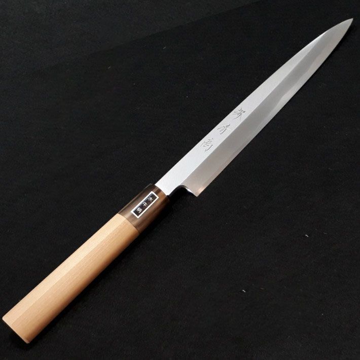 ●サイズ 　・刃渡り：約210mm 　・全長: 約345mm ●材質 　土佐鍛造　白二鋼