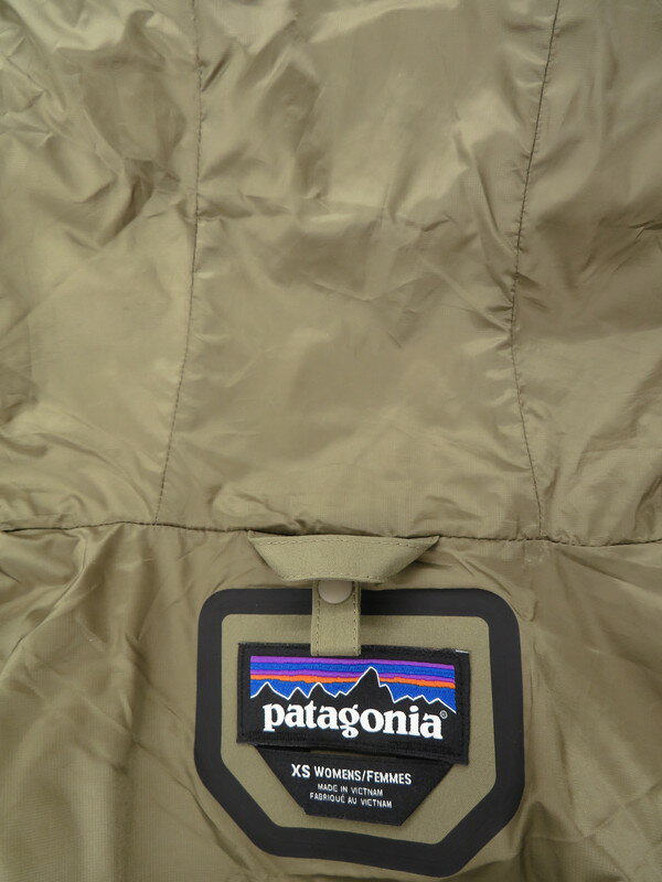 【PATAGONIA】【ウィメンズ・フローズン・レンジ・スリーインワン・パーカ】【シェルのみ】パタゴニア『フード付コートsizeXS』27980FA191週間保証【中古】