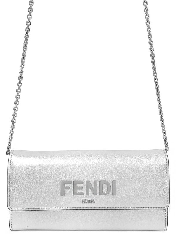 �yFENDI�z�t�F���f�B�w���S �`�F�[���t�������z�x8M0365 ���f�B�[�X �`�F�[���E�H���b�g 1�T�ԕۏ؁y���Áz
