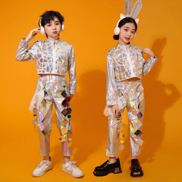 乐天商城 - シルバーメタリック素材キラキラウサギ ロングパンツ ワイドパンツ キッズ ダンス衣装 ヒップホップ 男女兼用 ジャズダンス セットアップ 子供服 トップス k-pop 衣装 jazz hiphopファッション 練習着 ガールズ 上下セット ジュニア K-POP 韓国 ダンスウェア ユニフォーム