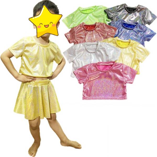 乐天商城 - ホログラム加工　メタリック　ショート　半袖　Tシャツ【7色】カットソー　トップス　子供　大人　エナメル　ダンス衣装 　男女兼用　ヒップホップ 衣装 キッズダンス レッスン着 ジャズダンス 　ボトムス輝く 舞台演出　ダンス衣装　お遊戯会　クリスマス　音楽会　発表会