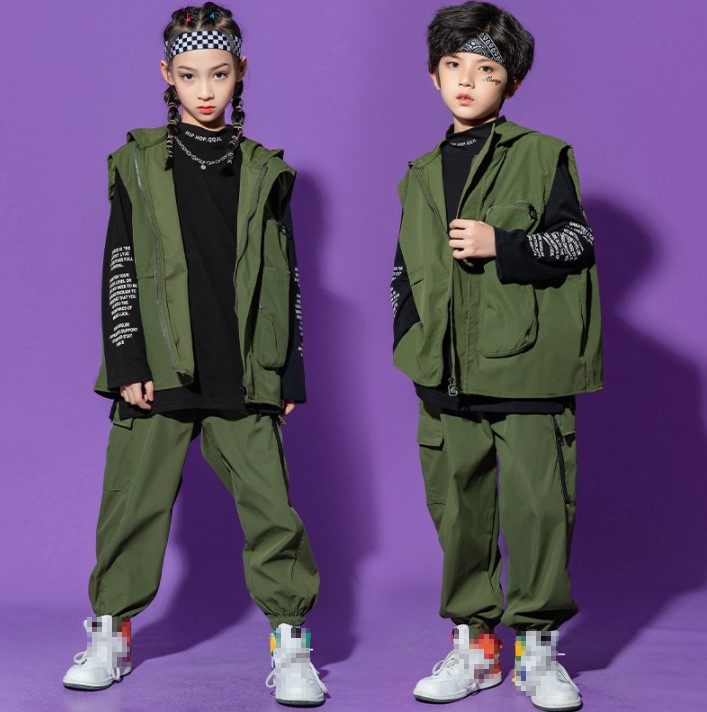 キッズダンス衣装　ヒップホップ セットアップ 【取り寄せ品・送料無料・8サイズ】男の子 女の子 ガールズ　上下セット 110 120 130 140 150 160 170 180　ステージ　ジュニア　HIPHOP　舞台 ステージ イベント発表会 保育園小学校中学校学園祭体操 練習着演出 2