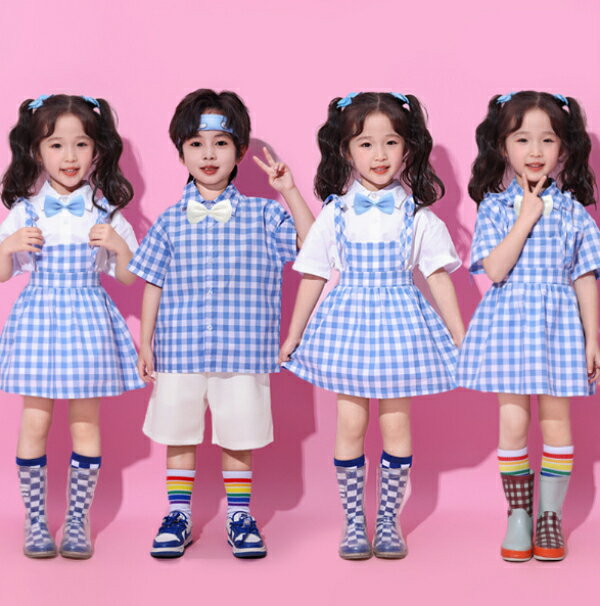 品質に関して こちらの商品は海外よりの輸入品です。納期は約2週間～10日間かかりますので、お急ぎの場合はご相談ください。日本製と比べ、縫製が甘い所がありますので、出荷の際に弊社の日本人スタッフより一着ずつ検品した上で送らせていただきます。当店では、使用可能なものという範囲で商品仕入、販売しております。万が一お届けいたしました商品に不備があった場合は、例えば、小さいシミ、汚れ、多少の糸のほつれ、左右対称1〜2cmの誤差、などご使用に問題のないものは不良品扱いは致しません。機械による生産過程において、どうしても発生する場合がございますが、ご了承の上お買い上げ下さいますようお願い申し上げます。 生地、縫製上に穴が空いているなど、不良品となりますので、お気軽に弊社にご連絡ください。交換いたしますので、どうぞよろしくお願いいたします。 ▼海外製品のため、日本サイズと一致しておりません、 詳細寸法にて確認し、お子様のご身長を合わせてご確認くださいませ。サイズ詳細等の測り方はスタッフ間で統一、徹底はしておりますが、若干の誤差がある場合がございます。