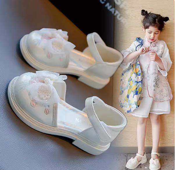 子供サンダルチャイナ靴 民族風夏人気ローヒールプリンセス靴シューズ子ども靴くつお姫様風可愛い女の子 ラップサンダルフォーマル靴子供用 こども キッズ靴 スリッパ...