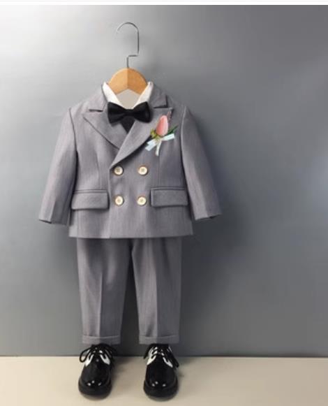 カーキ色子供スーツ 衣装無地キッズ春秋スーツ 男の子礼服発表会紳士服春秋スーツ かっこいい上品 スーツ ピアノ発表会結婚式入学式 卒業式 男の子舞台演出スーツ子...