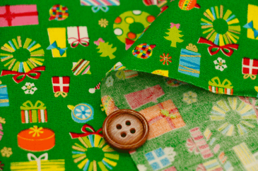 【在庫限り】『Happy Noel』グリーン生地 コットン100% シーチング生地/布/クリスマス/クリスマス柄/激安/英字/布