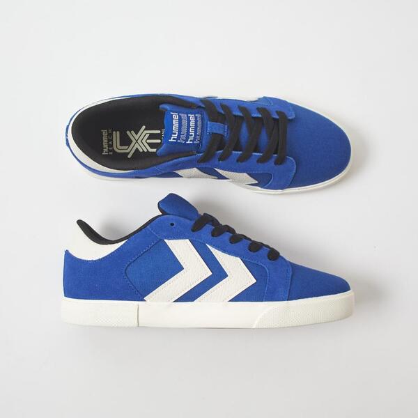 外ばねコートキャンバスのNEWモデル♪hummel/ヒュンメル DECADE LX-EHM216021-8678