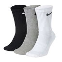 ★2024年2月追加発売！/最新作★ NIKE/ナイキ新作スニーカーソックス ナイキ 3Pクッションクルーソックス 素材：綿 69％/ポリエステル28％ ポリウレタン 2％/ナイロン 1％ カラー：白/黒/カーボンヘザー(3色/3足セット) ナイキ　エブリデイクッションクルーソックス トレーニングソックス（お得な3足セット♪） ワークアウトをパワーアップ。 厚手のテリー素材のソールで トレーニングでの快適性が向上。 摩擦に強い糸をインソールに使用して スリップを防止します♪ 軽量で快適な履き心地で 使用頻度が高いお子様や部活動/学生・社会人用にと 幅広くご愛用いただけるお買得な靴下♪ サイドにスウッシュロゴを施し 3足セットで毎日のお洗濯の着替え用に最適♪ スポーツソックス＆普段のカジュアル用に 通学・部活・スポーツクラブ用から 新入学祝い/誕生日ギフト用にと大活躍♪NIKE/ナイキ　新作アクセサリー＆バッグ特集★★ スニーカーの世界で圧倒的な人気を誇るスポーツブランド「NIKE」 伝統の「スウォシュ」に様々なデザインを組み合わせたアイテムは 時にはプレミアムが付くほどの高値が・・・（＾＾）/ そんな日常生活にかかせないNIKEから アパレル＆アクセサリー商品も続々発売になっておりまして・・・ 直営店でも人気のアイテムを確保！！ 新たらしいファションスタイルを提案してくれるアイテムで スポーティーにおしゃれに過ごしてください・・・。