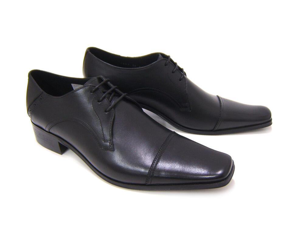待望の新シリーズが遂に登場！スタイリッシュな紳士靴！KATHARINE HAMNETT LONDON キャサリン ハムネット ロンドン 紳士靴 KH-3993 ブラック スクウェアトゥ 外羽根 ストレートチップ フォーマル ビジネス 送料無料