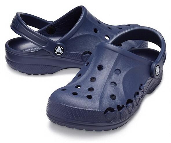 サイドにクロックスのロゴマークを切り抜いたクロックス バヤクロッグCROCS BAYA CLOG 10126-410