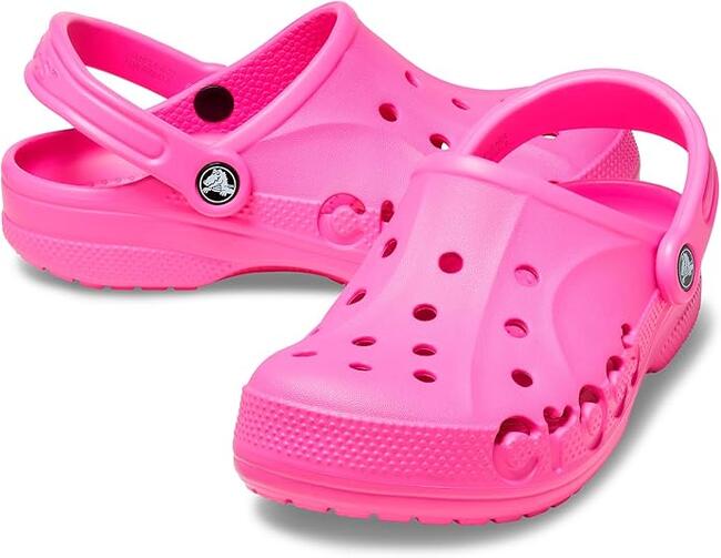 サイドにクロックスのロゴマークを切り抜いたクロックス バヤクロッグCROCS BAYA CLOG 10126-6QQ