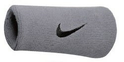 あらゆるスポーツシーンに大活躍！NIKE/ナイキ スウッシュ ダブルワイドリストバンド NNN05078OS