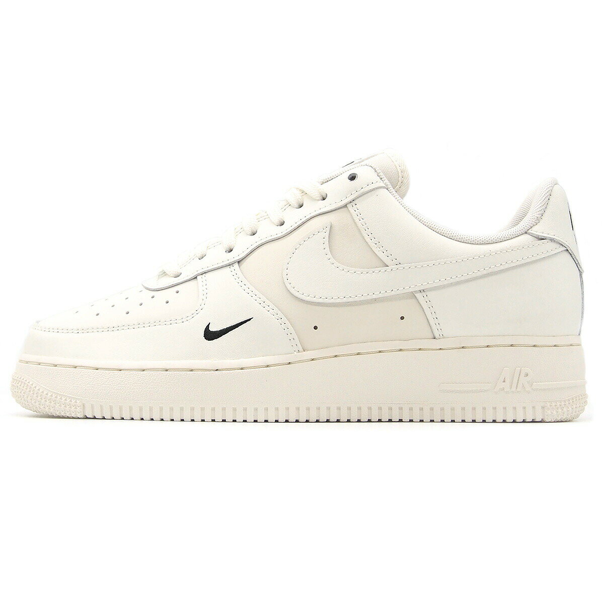 【マラソン期間P5倍!!】NIKE WMNS AIR FORCE 1 '07 ESS SAIL/SAIL-BLACK HF1058-133 ナイキ ウィメンズ エアフォース1 '07 ESS セイル/セイル-ブラック メンズ