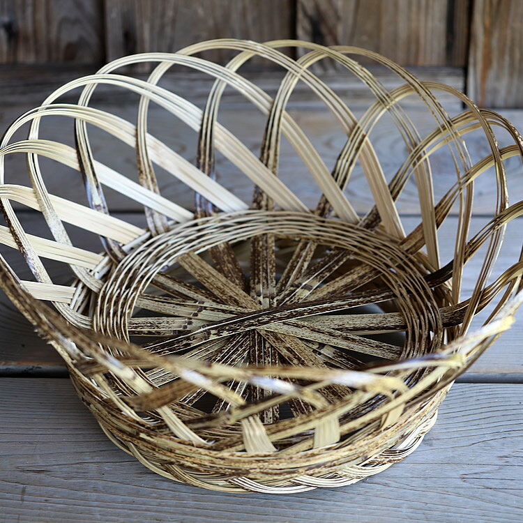 【国産】虎竹洗濯籠（特大）通気性 洗濯籠 バスケット ランドリーバスケット 脱衣かご 脱衣カゴ かご カゴ 籠 高足付 足付き 足つき 竹編み 竹 自然素材 天然素材 日本製 収納