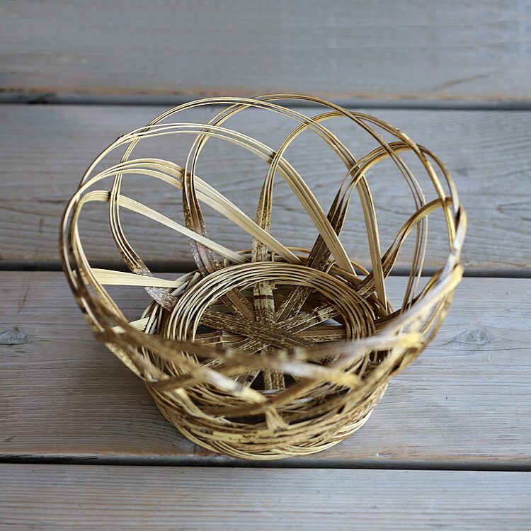 【国産】虎竹洗濯籠（小） 通気性 洗濯籠 バスケット ランドリーバスケット 脱衣かご 脱衣カゴ かご カゴ 籠 高足付 足付き 足つき 竹編み 竹 自然素材 天然素材 日本製 収納